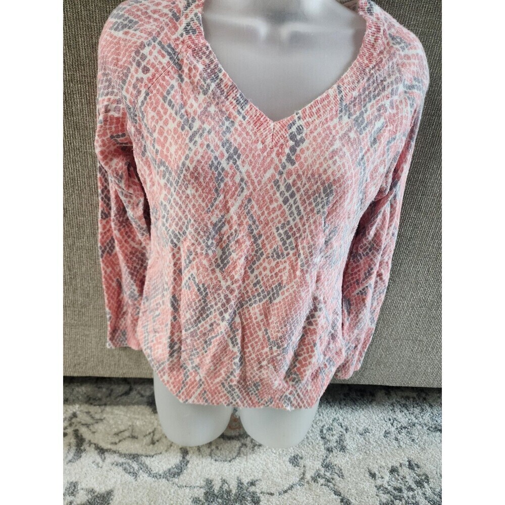 APT.9 SWEATER LONG SLEEVE V-NECK CASHMERE SNAKE PRINT SOFT PULLOVER TOP MED
